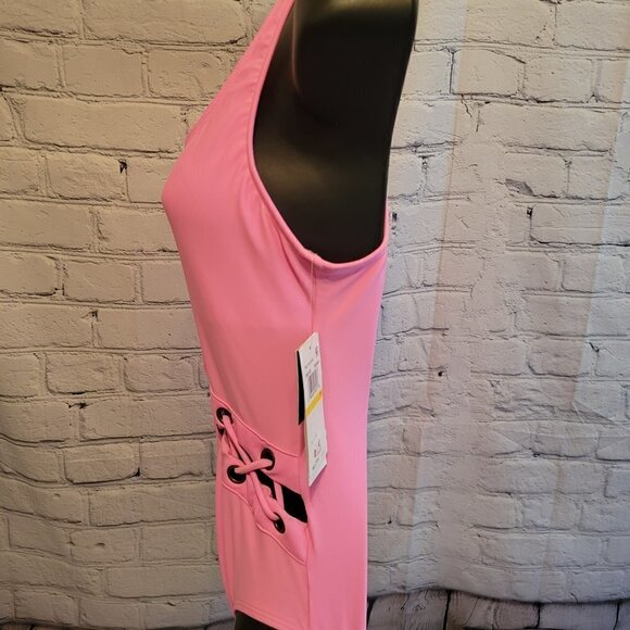 Salt + Cove Laced Grommet One-Piece Swimsuit - Picture 3 of 4